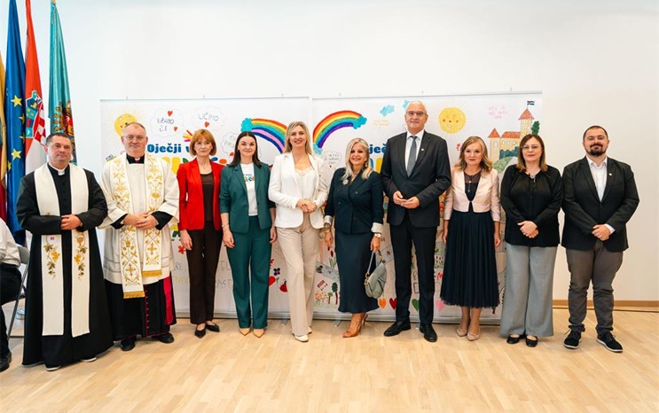 Mons. Sente blagoslovio novi vrtić u Karlovcu